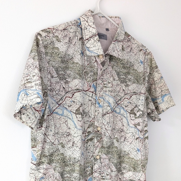 Matinique Men's Short Sleeve Button Down Shirt With Map Pattern In Size S - Picture 2 of 8
